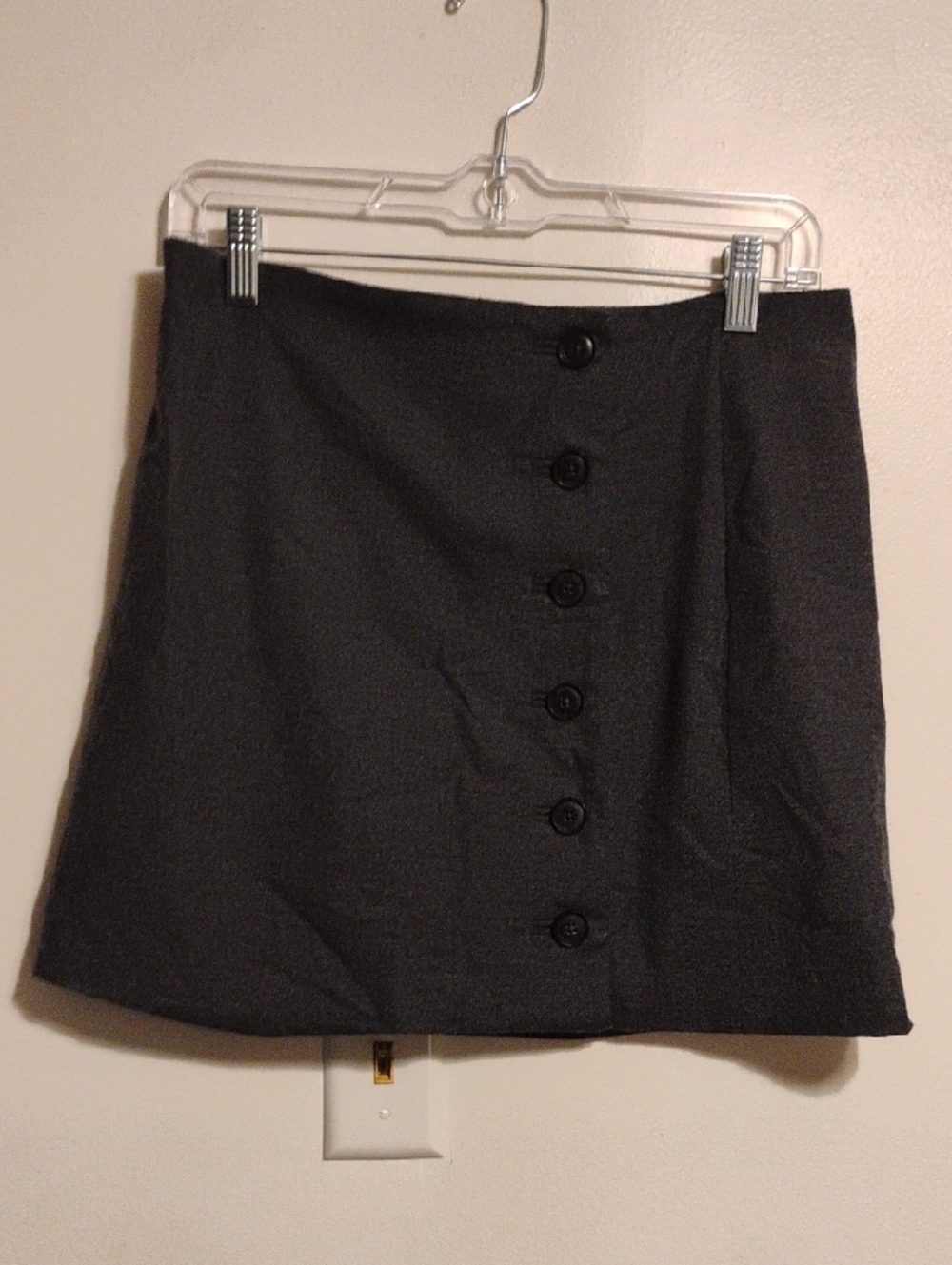 Banana Republic Gray Wool Mini Skirt Size 4 Petite Button Front EUC
